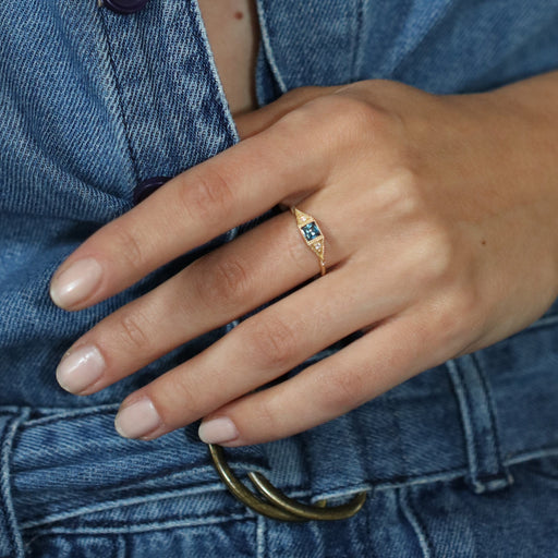 bague carrée diamant et topaze