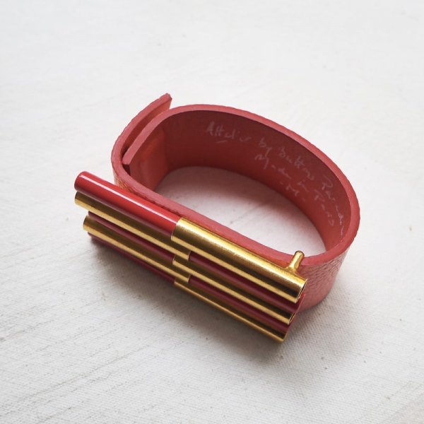 Bracelet manchette design rouge et or mikado